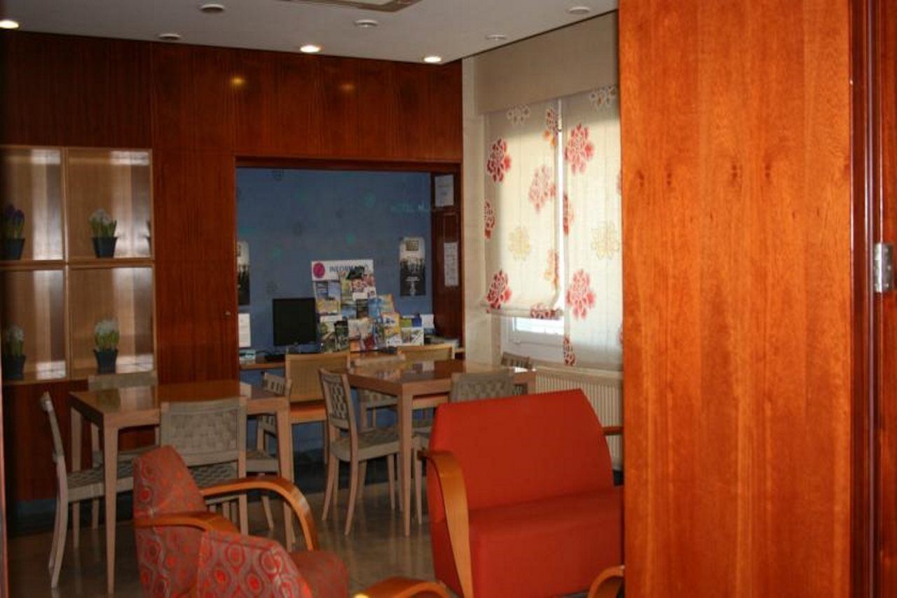 Hotel Montecarlo Spa & Wellness Roses Zewnętrze zdjęcie
